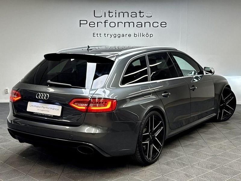Begagnad Audi RS4 450 HK (330 kW) 2013 Grå Kombi