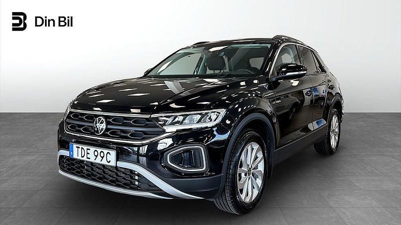 Svart Begagnad 2024 VW T-Roc Edition SUV | 309 800 kr (Dyr) - Bild 1/4