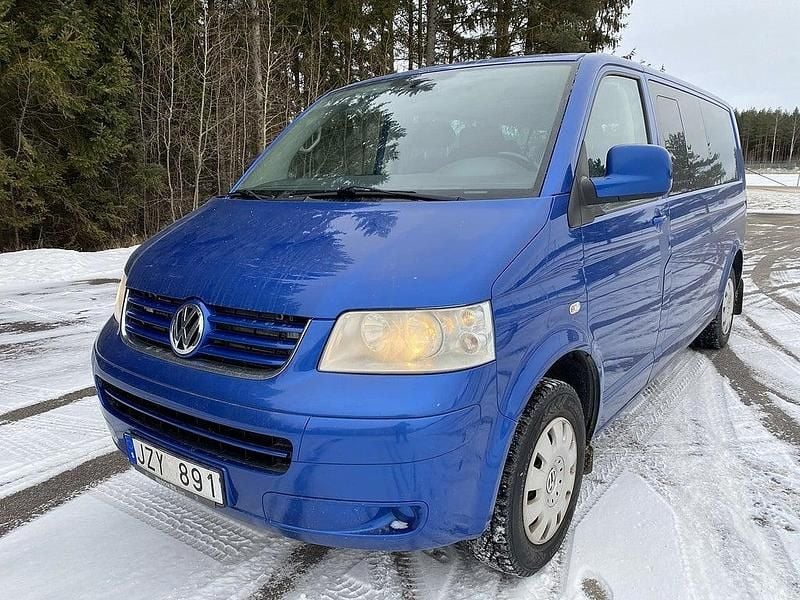 Begagnad VW Caravelle Comfortline 131 HK (96 kW) 2009 Blå Minibuss