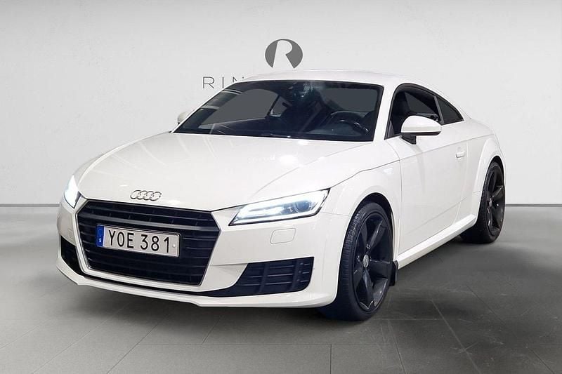 Vit Begagnad 2017 Audi TT Sportkupé | 199 900 kr (Marknadspris) - Bild 1/3