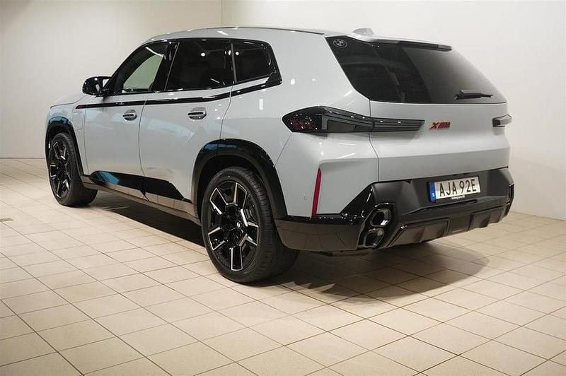 Begagnad BMW XM Comfort Edition 585 HK (430 kW) 2024 Grå/silver SUV