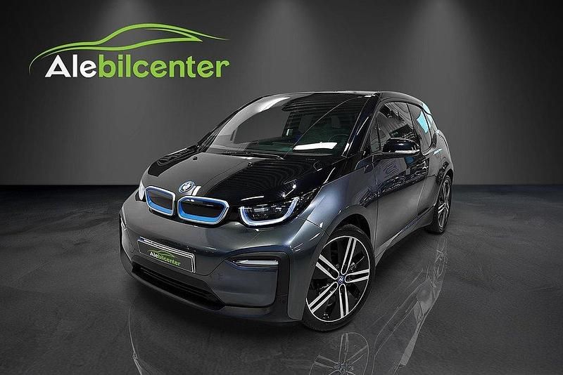 Grå Begagnad 2022 BMW i3 Comfort Edition Halvkombi | 199 900 kr - Bild 1/4