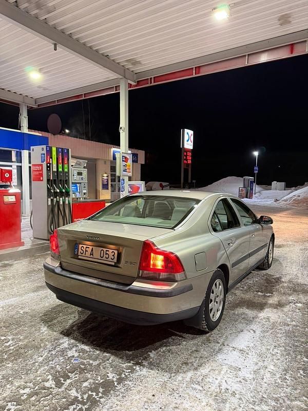 Begagnad Volvo S60 140 HK (102 kW) 2001 Sedan