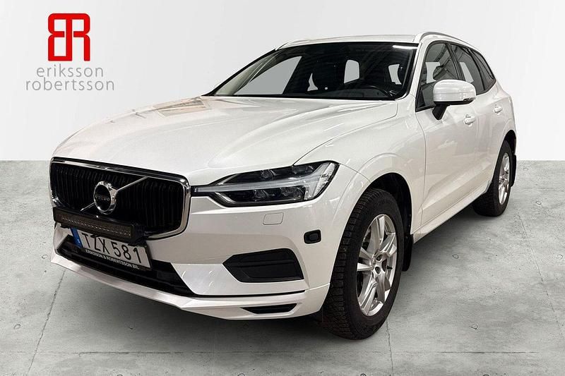 Vit Begagnad 2019 Volvo XC60 Momentum SUV | 329 900 kr (Marknadspris) - Bild 1/4