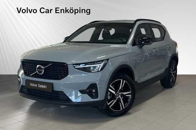 Begagnad 2025 Volvo XC40 SUV | 384 900 kr (Marknadspris) - Bild 1/2