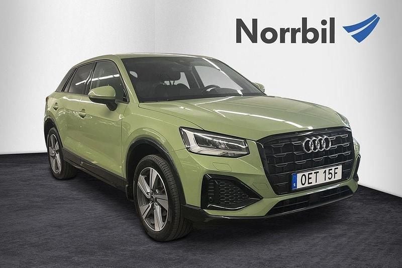 Grön Begagnad 2022 Audi Q2 Advanced Plus SUV | 254 900 kr (Bra pris) - Bild 1/4