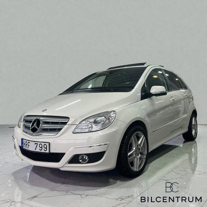 Begagnad Mercedes B180 116 HK (85 kW) 2011 Vit Minibuss