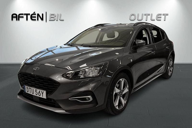 Grå Begagnad 2021 Ford Focus ST-Line Halvkombi | 189 900 kr (Marknadspris) - Bild 1/3