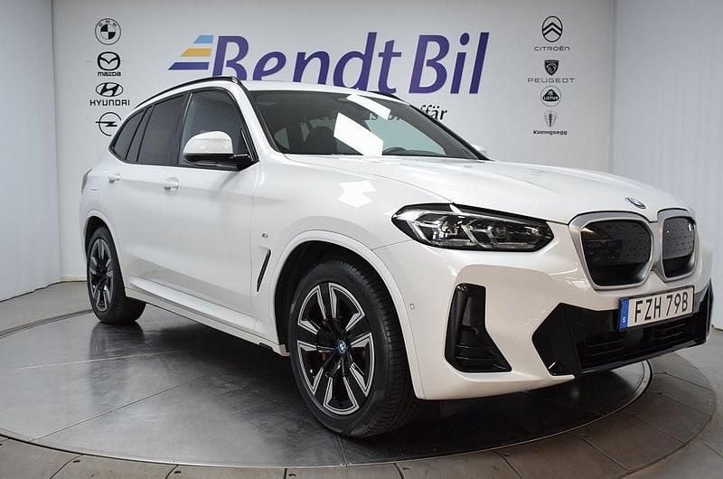 Begagnad BMW iX3 M Sport 210 kW (286 HK) 2022 Vit SUV