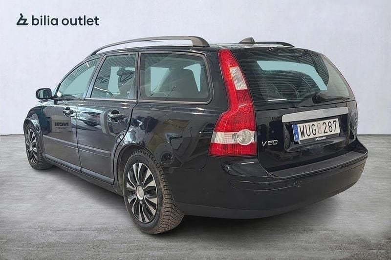 Begagnad Volvo V50 140 HK (102 kW) 2005 Svart Kombi