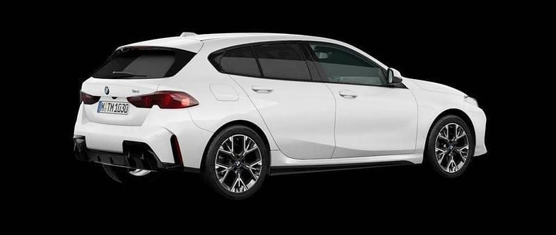 Begagnad BMW 120 170 HK (125 kW) 2000 Alpine white Halvkombi