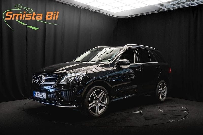 Svart Begagnad 2016 Mercedes GLE250 AMG SUV | 288 900 kr - Bild 1/3