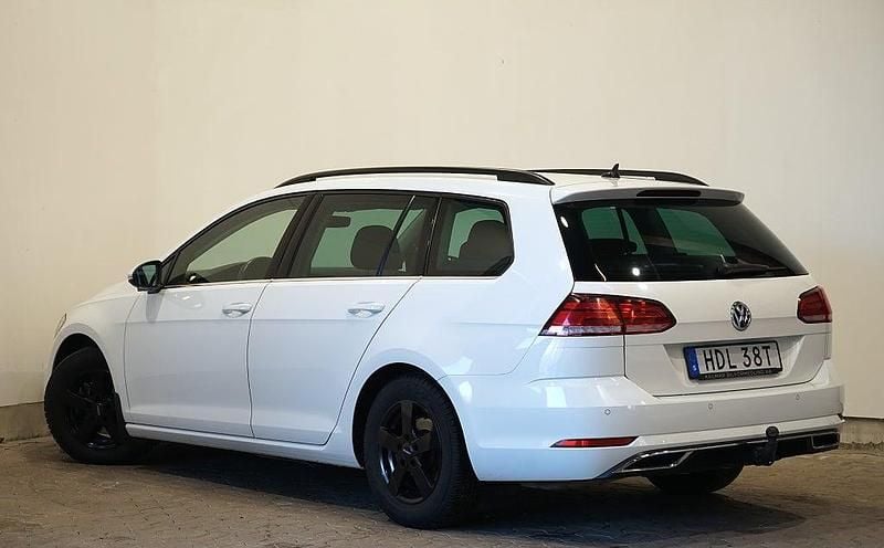 Begagnad VW Golf VIII GT 150 HK (110 kW) 2020 Vit Kombi