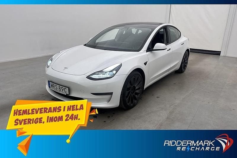 Vit Begagnad 2021 Tesla Model 3 Performance Sedan | 319 800 kr (Marknadspris) - Bild 1/3