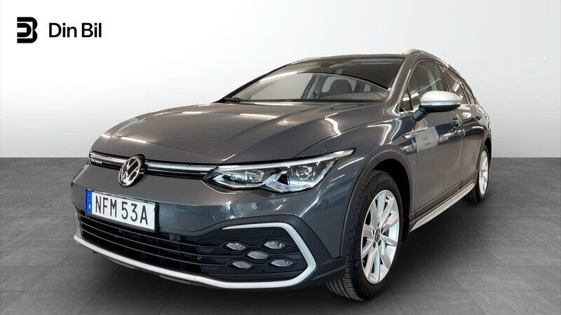 Grå Begagnad 2022 VW Golf Alltrack Kombi | 339 900 kr (Marknadspris) - Bild 1/4