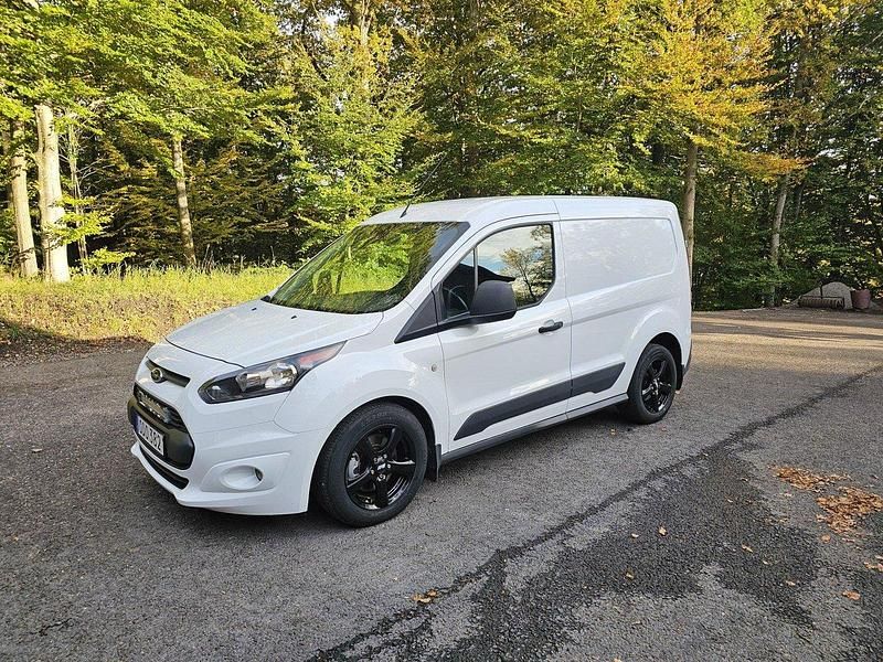 Vit Begagnad 2016 Ford Transit | 85 000 kr (Bra pris) - Bild 1/4