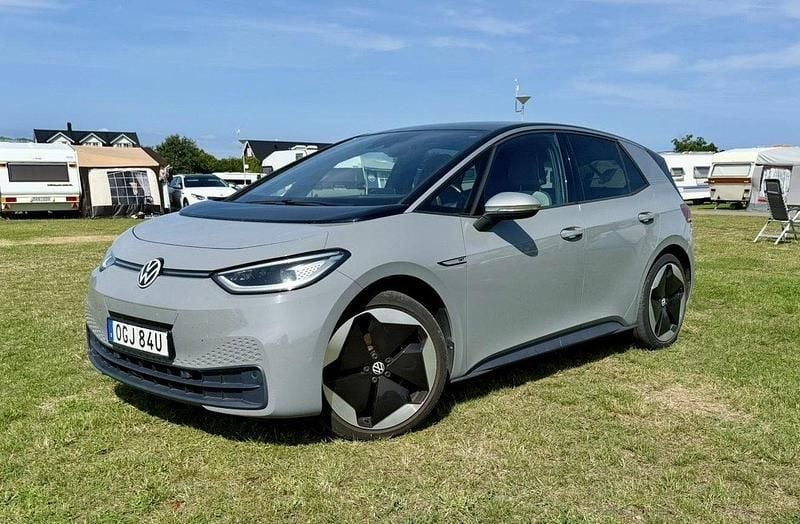Grå Begagnad 2021 VW ID.3 Pro Performance Halvkombi | 279 000 kr (Lite dyr) - Bild 1/4