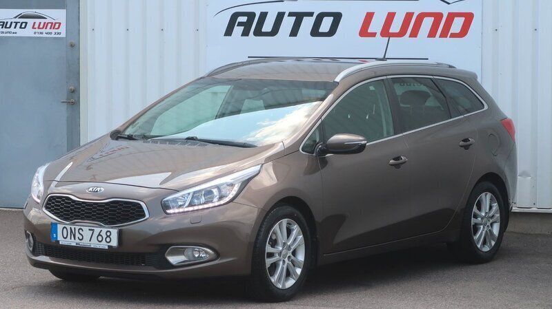 Grön Begagnad 2015 Kia Ceed Sportswagon Comfort Kombi | 85 000 kr (Bra pris) - Bild 1/4