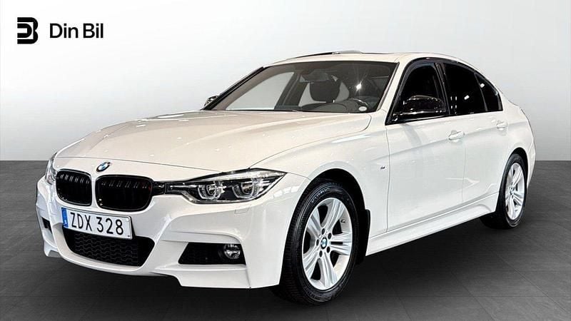 Vit Begagnad 2018 BMW 320 M Sport Sedan | 269 000 kr (Lite dyr) - Bild 1/4