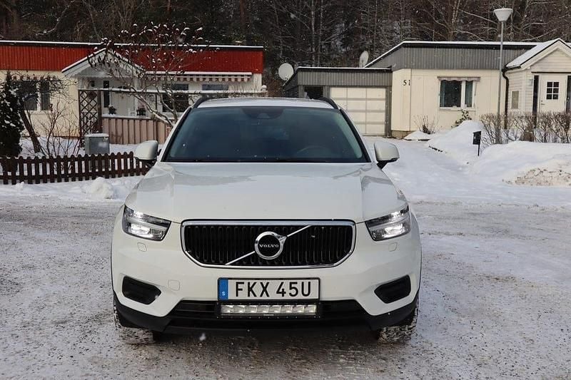 Begagnad 2021 Volvo XC40 SUV | 249 000 kr (Bra pris) - Bild 1/4