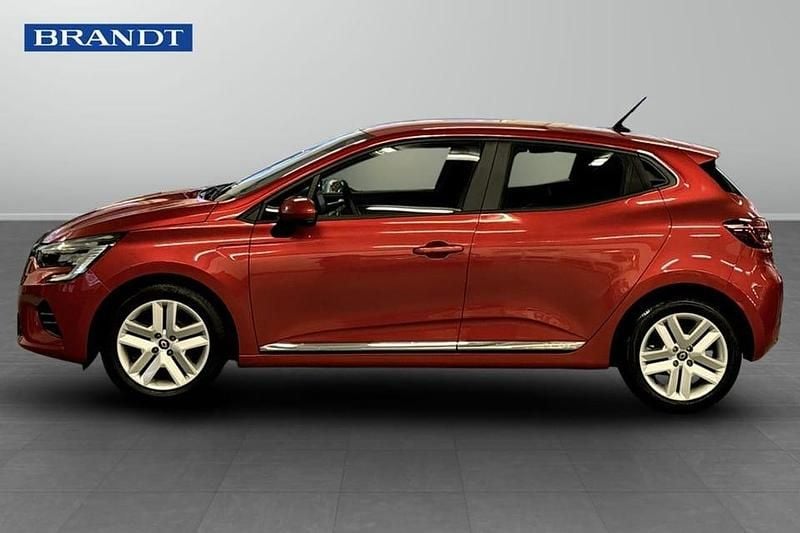 Begagnad Renault Clio V SE 72 HK (52 kW) 2021 Röd