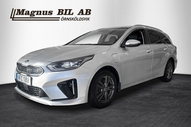 Grå Begagnad 2020 Kia Ceed Sportswagon Kombi | 189 900 kr (Bra pris) - Bild 1/4