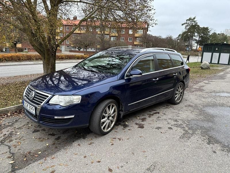 Blå Begagnad 2007 VW Passat Highline Kombi | 29 500 kr (Bra pris) - Bild 1/4