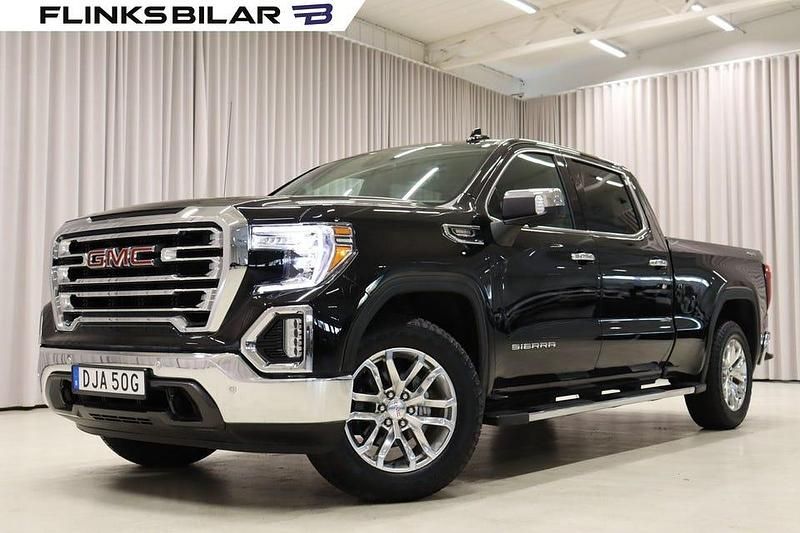 Svart (svart metallic) Begagnad 2022 GMC Sierra Pickup | 899 000 kr - Bild 1/4