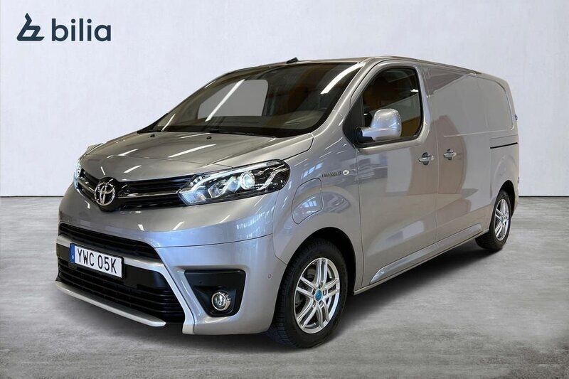 Silver Begagnad 2022 Toyota Proace Van | 399 900 kr (Lite dyr) - Bild 1/4