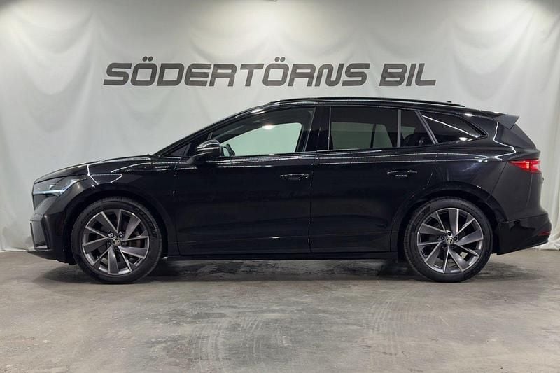 Begagnad Skoda Enyaq iV SportLine 194 kW (265 HK) 2023 Svart (svart metallic) SUV