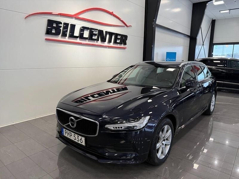 Begagnad Volvo V90 Momentum 150 HK (110 kW) 2017 Blå Kombi