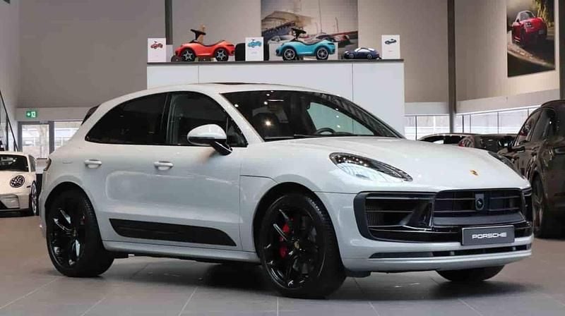 Begagnad Porsche Macan GTS 446 HK (328 kW) 2023 Ljusgrå SUV