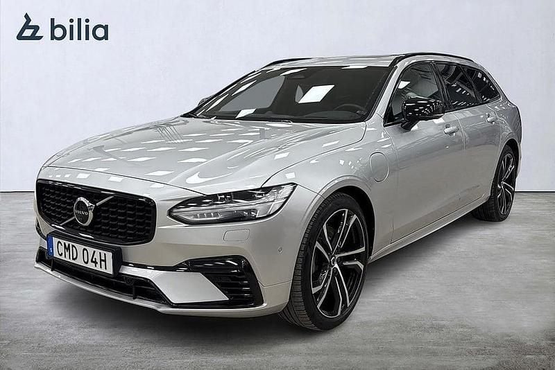 Silver Begagnad 2022 Volvo V90 R-Design Pro Kombi | 439 900 kr (Marknadspris) - Bild 1/3