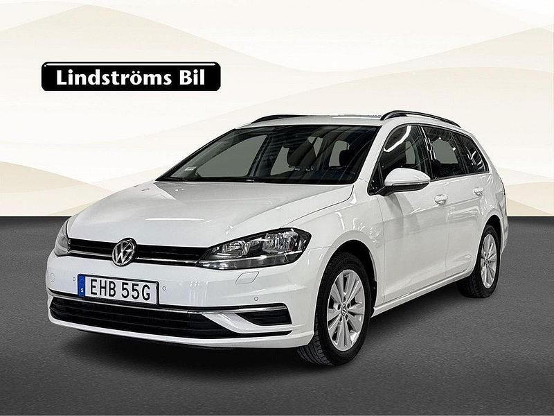Vit Begagnad 2020 VW Golf VIII Edition Kombi | 204 900 kr (Marknadspris) - Bild 1/3