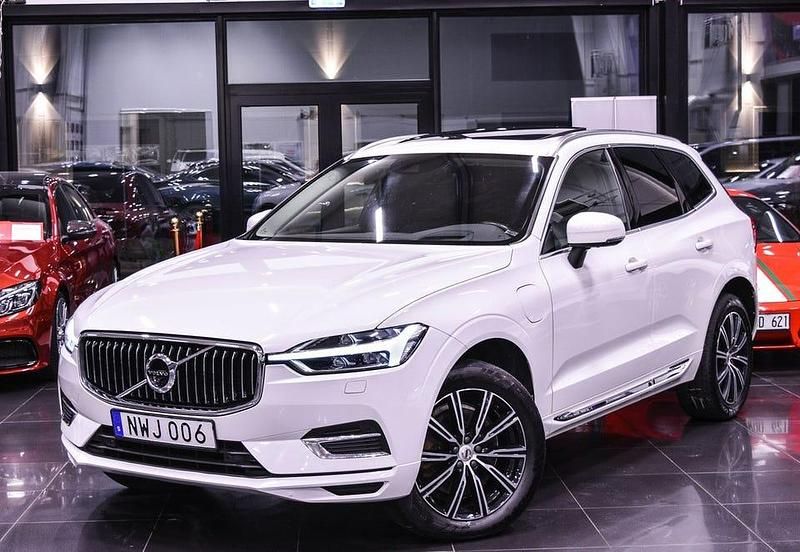 Vit Begagnad 2018 Volvo XC60 Inscription SUV | 249 900 kr (Bra pris) - Bild 1/4