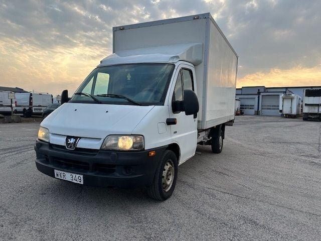 Vit Begagnad 2004 Peugeot Boxer Van | 50 000 kr - Bild 1/4