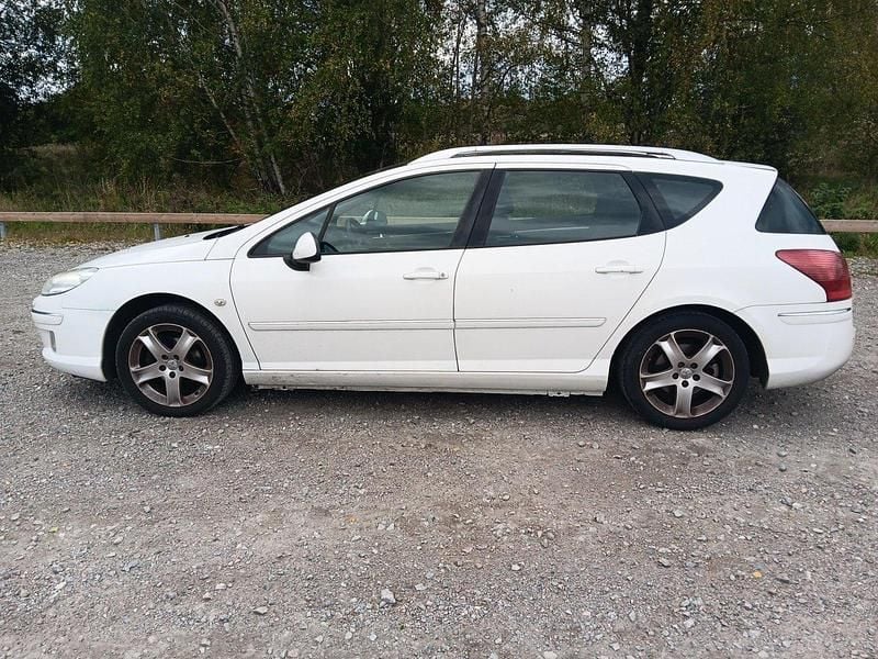 Vit Begagnad 2010 Peugeot 407 Kombi | 16 000 kr (Bra pris) - Bild 1/4