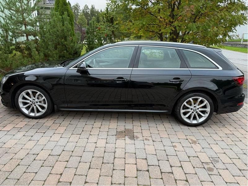 Svart Begagnad 2019 Audi A4 Sport Kombi | 235 000 kr (Bra pris) - Bild 1/4