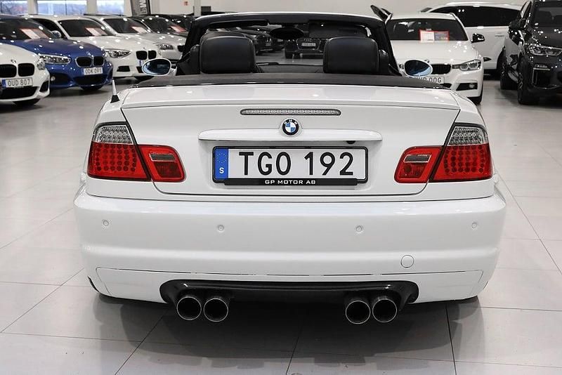 Begagnad BMW M3 343 HK (252 kW) 2002 Vit Cab