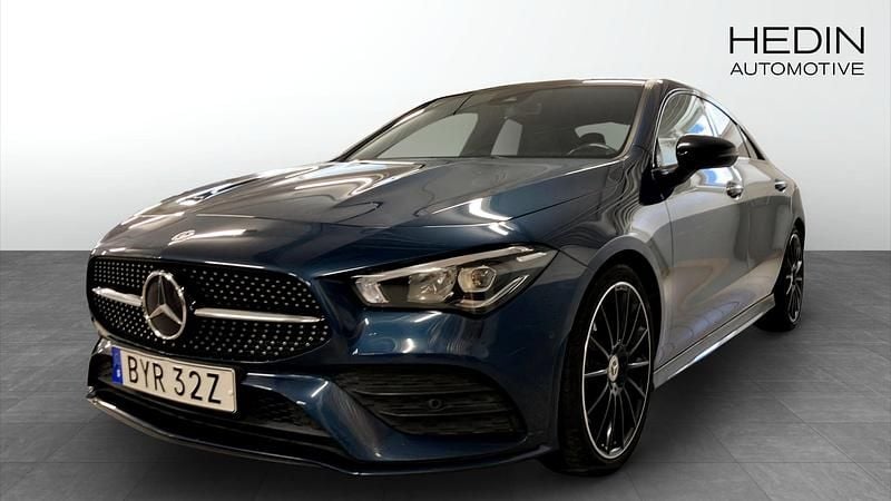 Blå (blue) Begagnad 2019 Mercedes CLA250 AMG Sedan | 309 900 kr (Marknadspris) - Bild 1/4