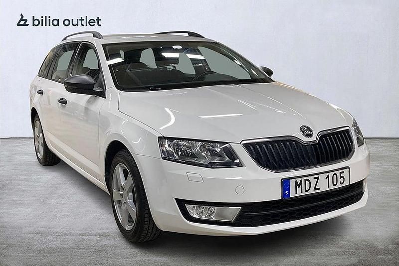 Begagnad Skoda Octavia 110 HK (80 kW) 2015 Vit Kombi