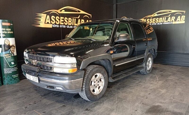 Svart Begagnad 2005 Chevrolet Tahoe SUV | 109 900 kr - Bild 1/2