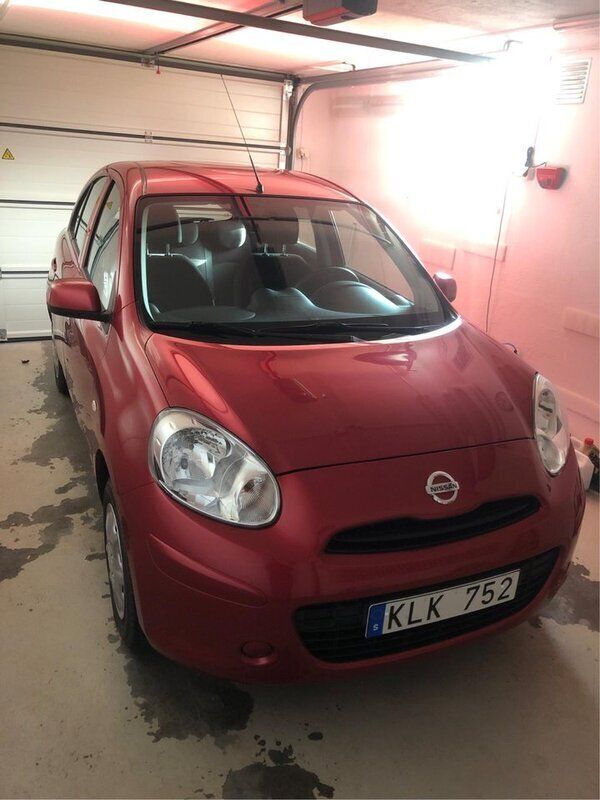 Röd Begagnad 2013 Nissan Micra Halvkombi | 92 500 kr - Bild 1/4