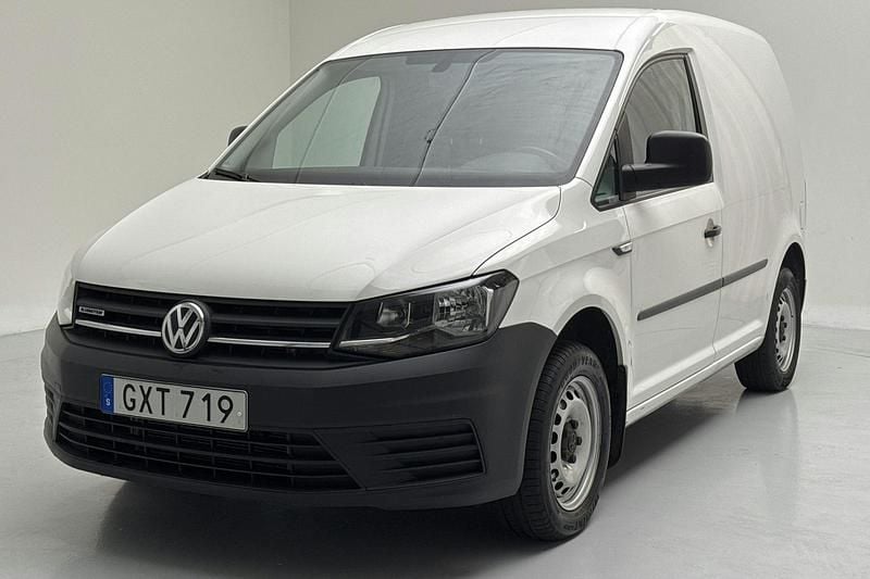 Vit Begagnad 2017 VW Caddy Minibuss | 125 000 kr (Lite dyr) - Bild 1/4