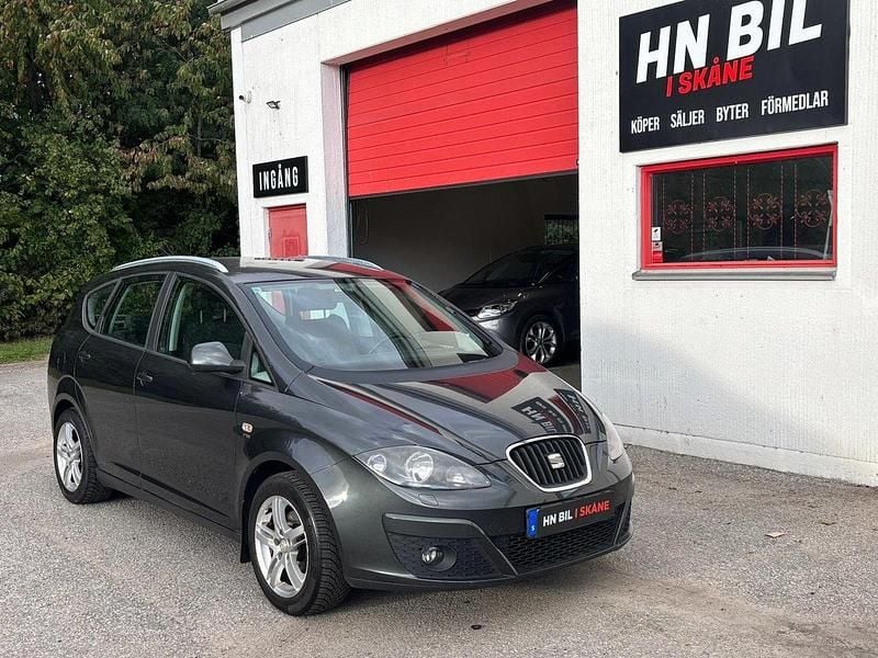 Mörkgrå Begagnad 2011 Seat Altea XL Minibuss | 54 900 kr (Lite dyr) - Bild 1/4