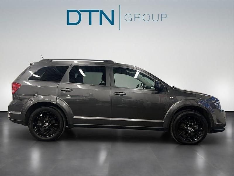 Begagnad Fiat Freemont Sport 170 HK (125 kW) 2015 Grå SUV