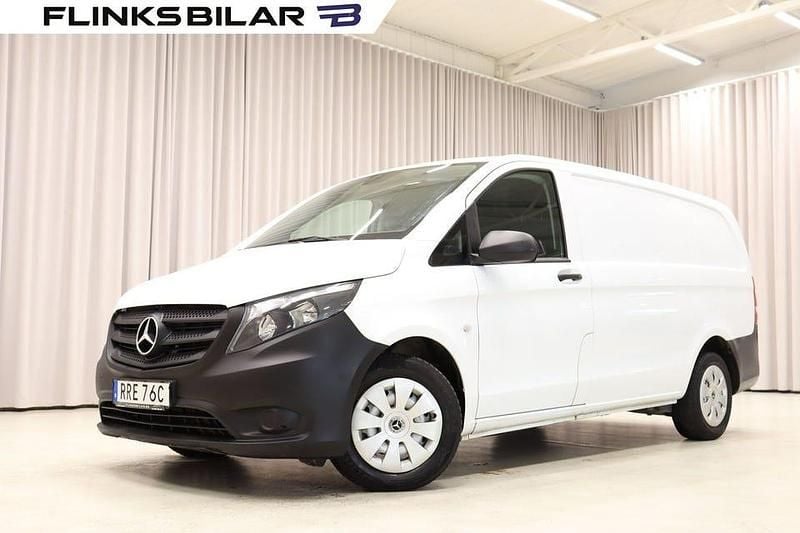 Vit Begagnad 2020 Mercedes Vito Van | 169 900 kr (Marknadspris) - Bild 1/4