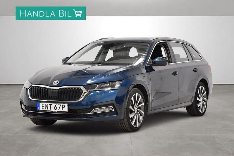 Blå Begagnad 2021 Skoda Octavia Style Kombi | 274 900 kr (Bra pris) - Bild 1/4