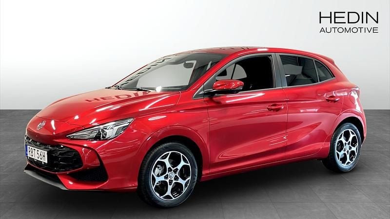 Röd Begagnad 2024 MG MG3 Luxury Halvkombi | 269 900 kr (Marknadspris) - Bild 1/4
