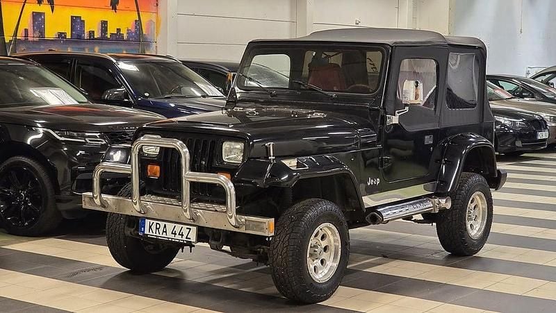 Svart Begagnad 1992 Jeep Wrangler SUV | 194 500 kr - Bild 1/4
